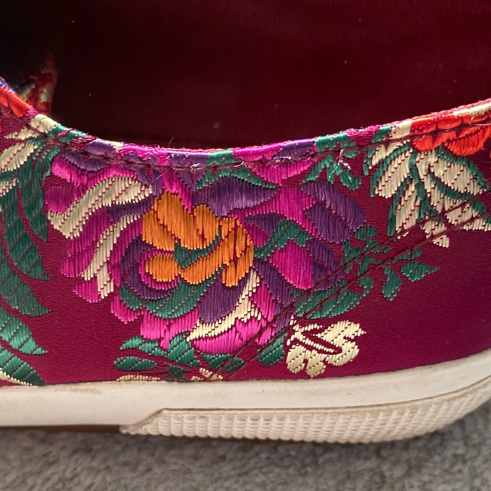 Superga Floral Satin Low-Top Sneakers with Teal Ribbon Laces. - Picture 12 of 16